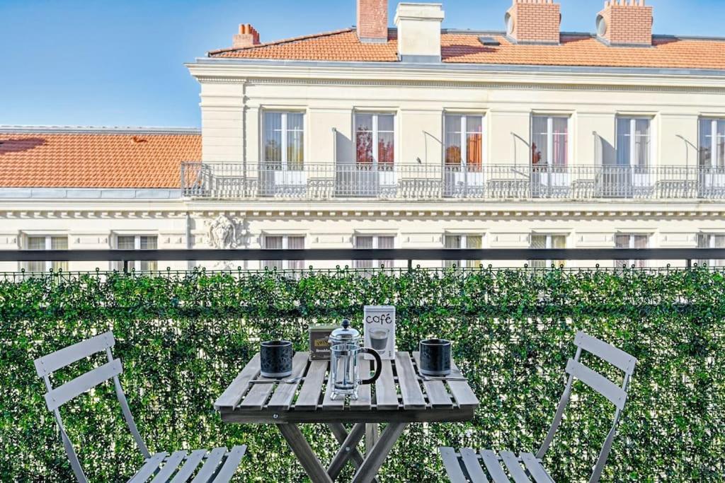 Le Loft Des Papes - 2 Terrasses - Vue Panoramique Sur La Ville - Ac Clim Авіньйон Екстер'єр фото